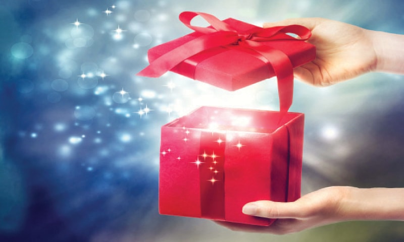 به مشتری خود چه هدیه‌ای بدهیم؟ وفاداری مشتری به کسب و کار